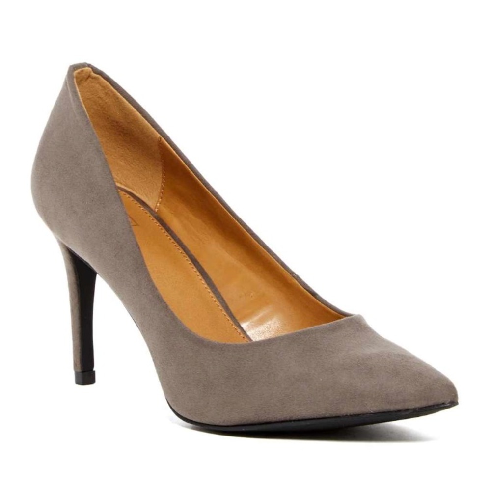 14th & Union Maty Pumps- Grey!